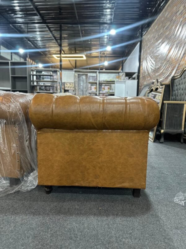 ChesterLux 5-Seater - Image 5