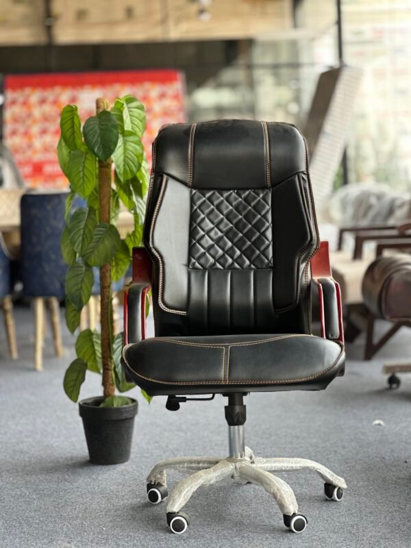 The Diamond Executive Chair