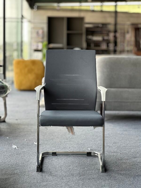 The Aero Visitor Chair