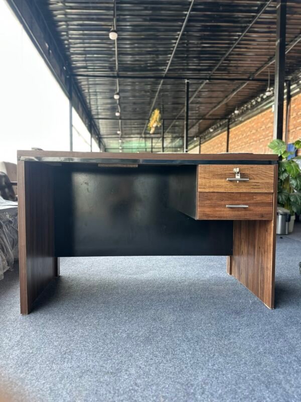 The Executive Desk - Image 2